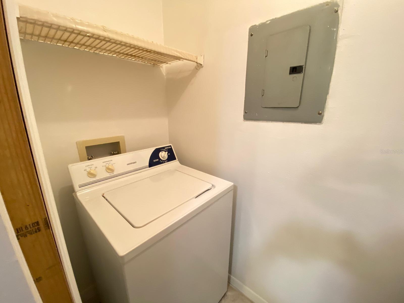 Image 21 of 31 For 6166 Westgate Drive 103