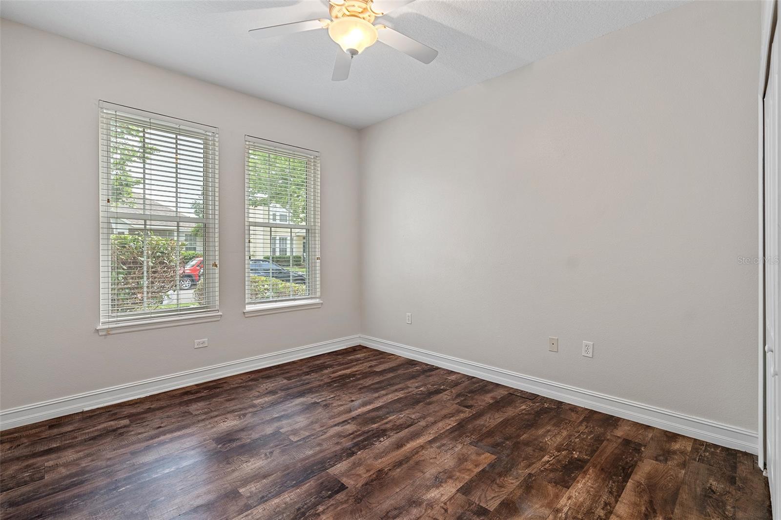 Image 19 of 53 For 7013 Beargrass Rd