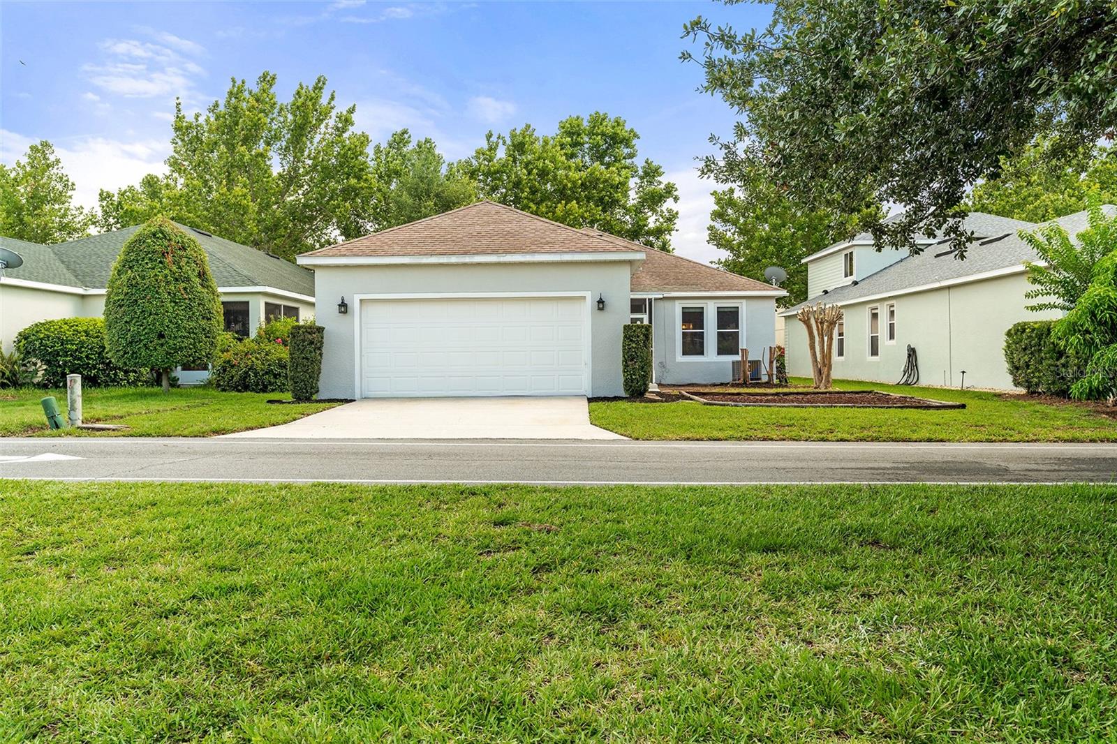 Image 27 of 53 For 7013 Beargrass Rd