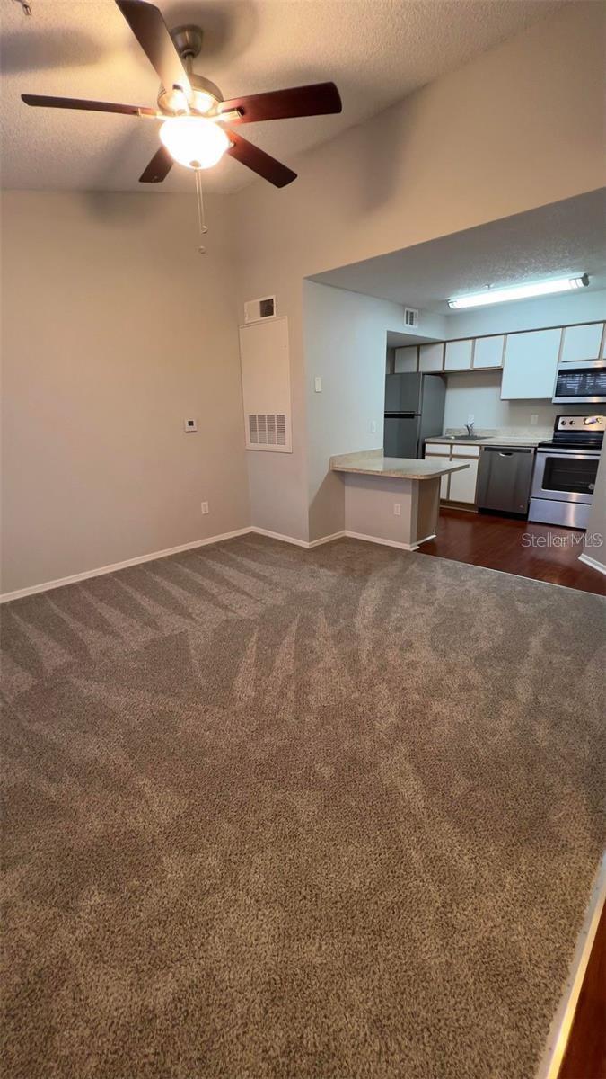 Image 3 of 10 For 2206 Antigua Place 1037