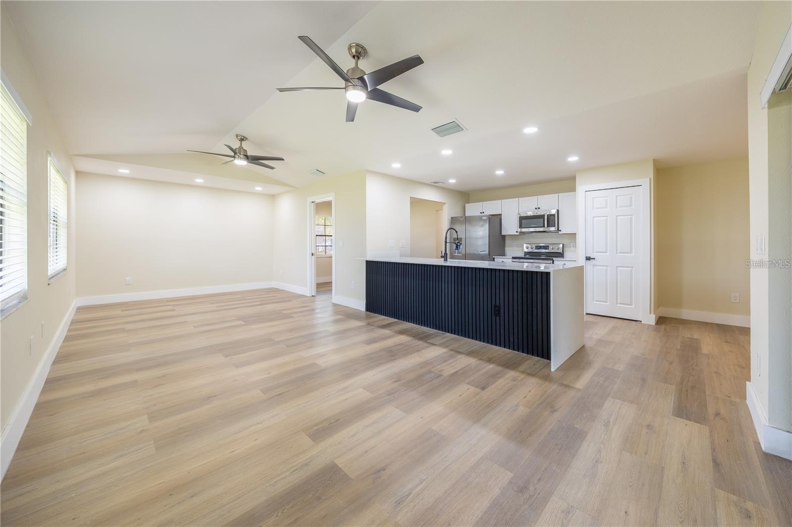 Image 13 of 25 For 2931 Chilton Street