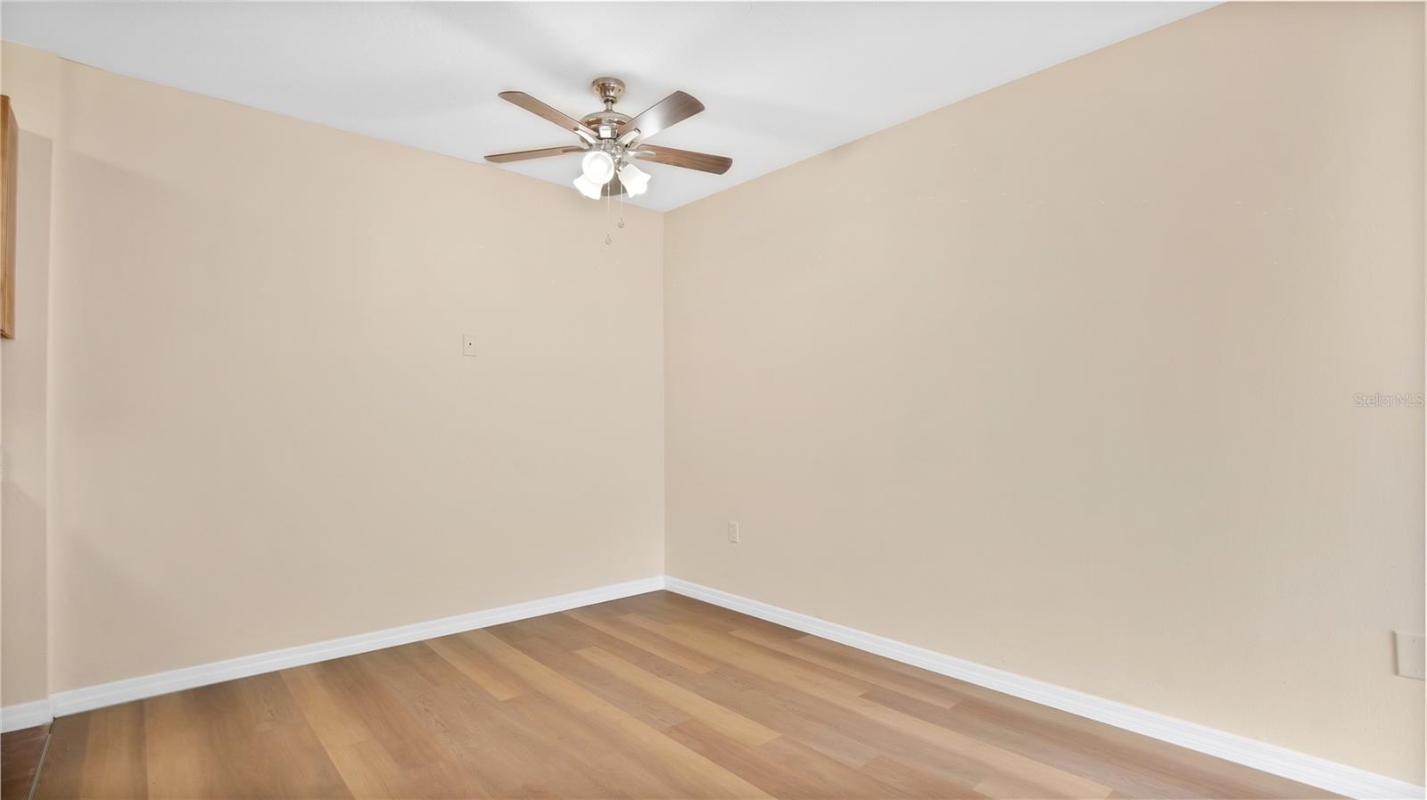 Image 5 of 34 For 1695 Lee Road E103