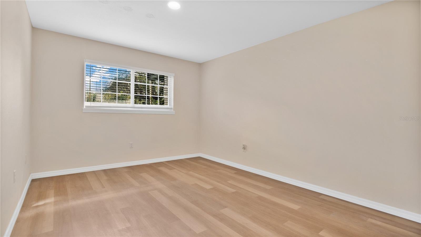 Image 7 of 34 For 1695 Lee Road E103