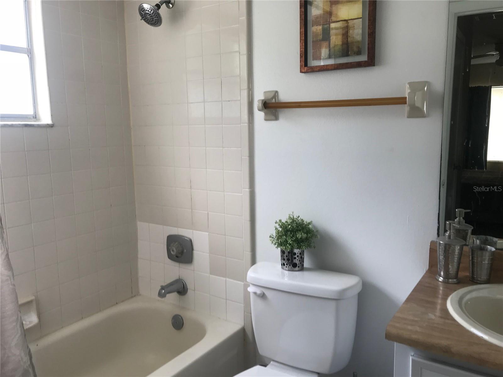 Image 13 of 19 For 4160 Pershing Pointe Place 1