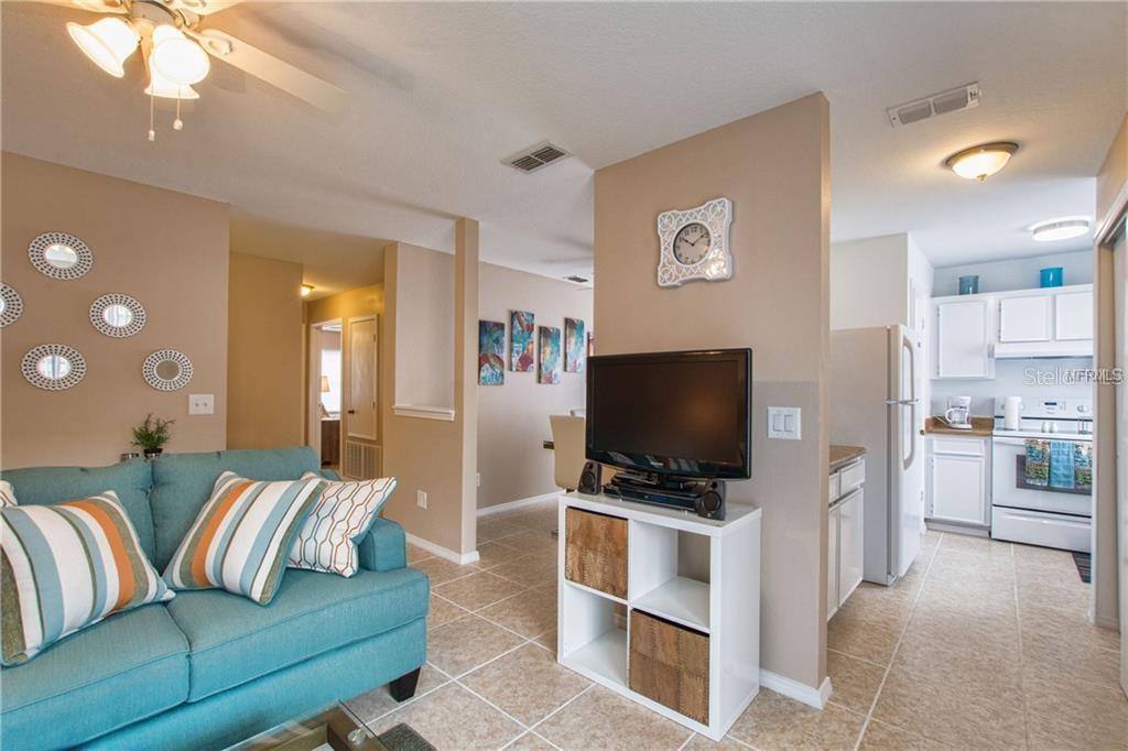 Image 5 of 19 For 4160 Pershing Pointe Place 1