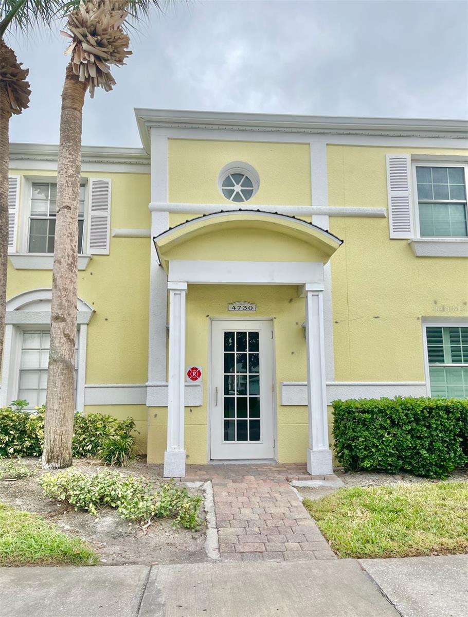 Listing photo id 17 for 4730 Coquina Key Drive Se C