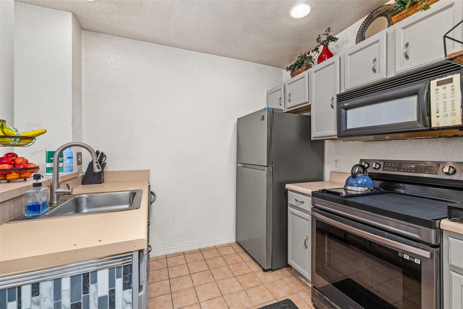 Image 10 of 45 For 2620 Lodi Circle 103