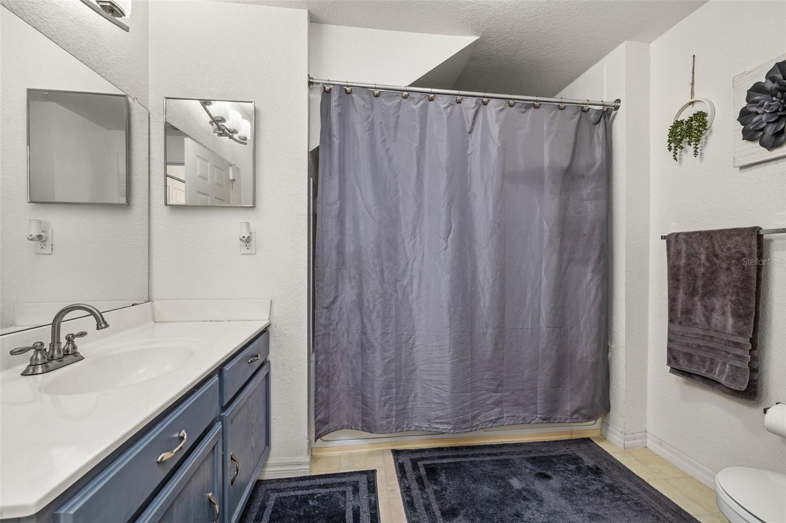 Image 15 of 45 For 2620 Lodi Circle 103