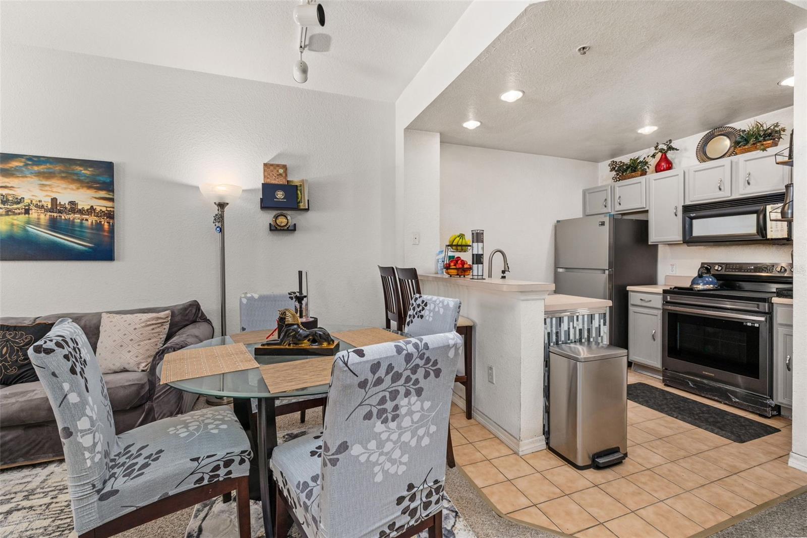 Image 8 of 45 For 2620 Lodi Circle 103