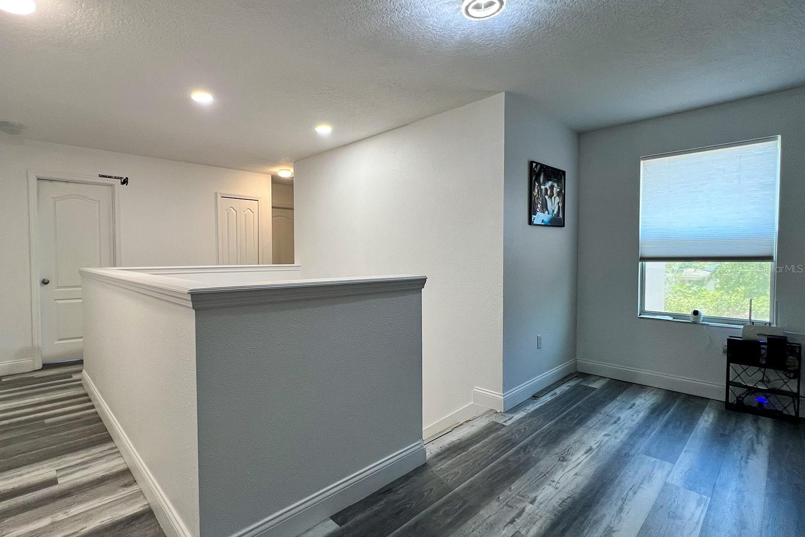 Image 32 of 95 For 1043 Tourmaline Drive