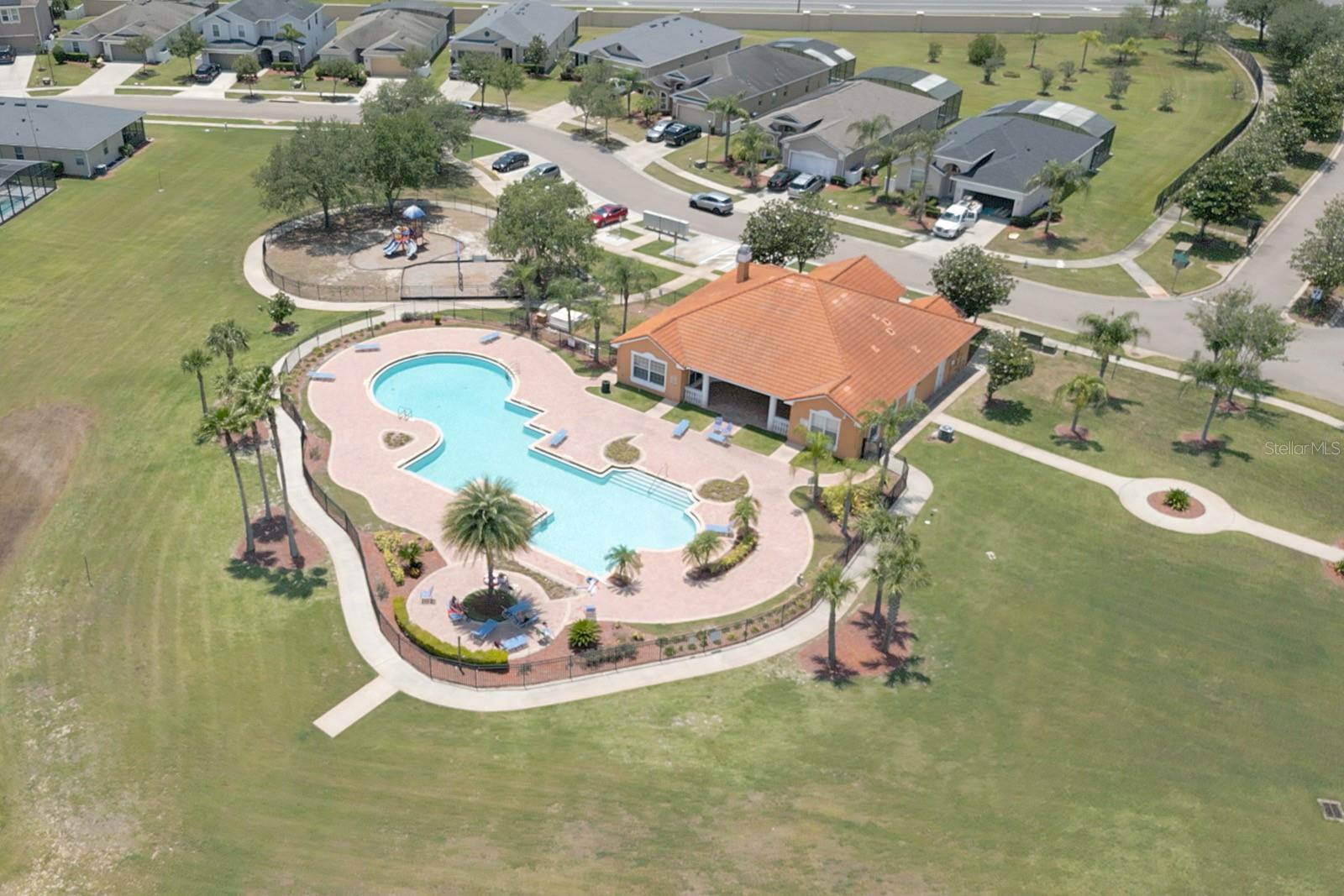 Image 92 of 95 For 1043 Tourmaline Drive