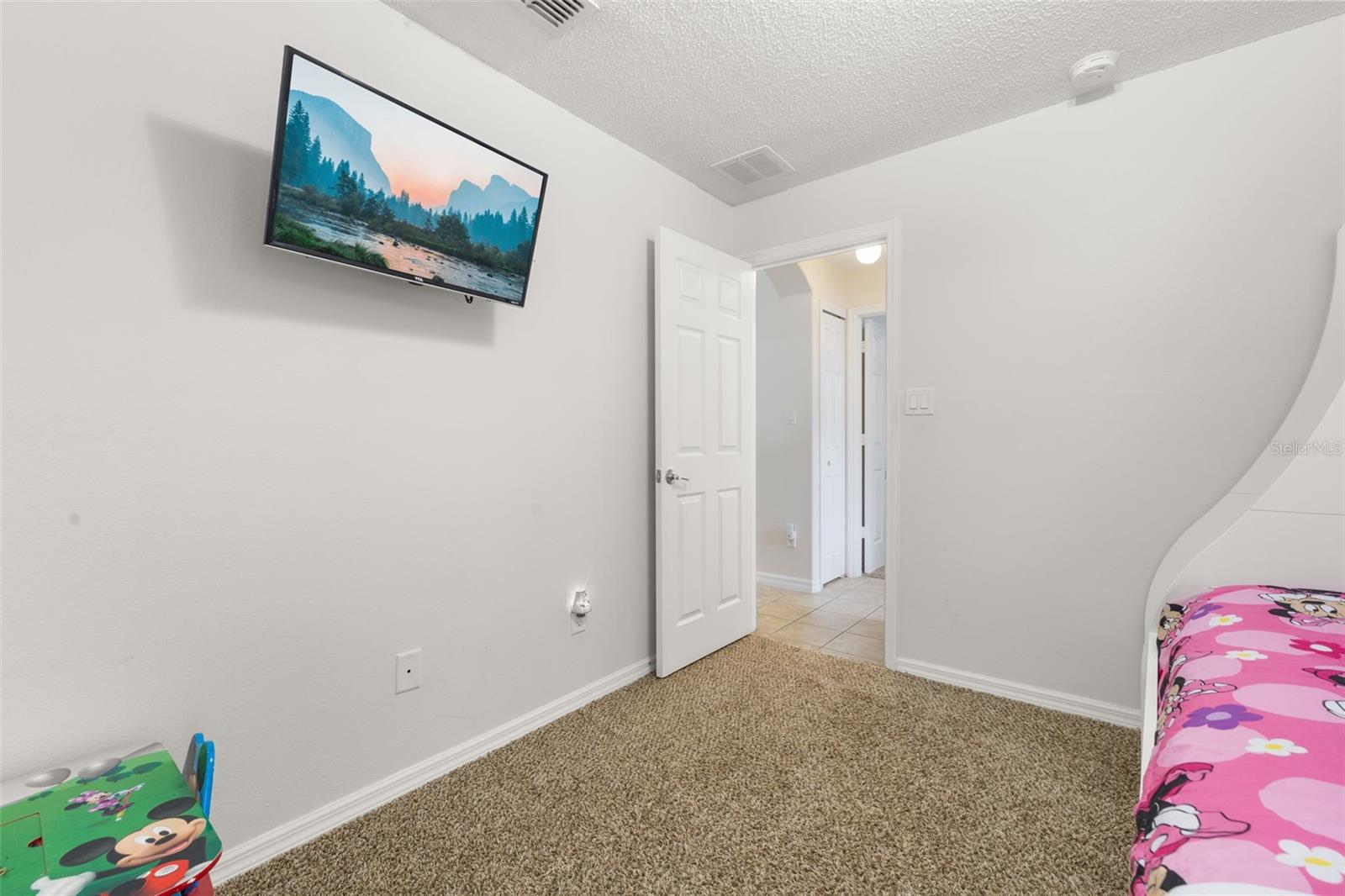 Image 43 of 100 For 3125 Samosa Hill Circle