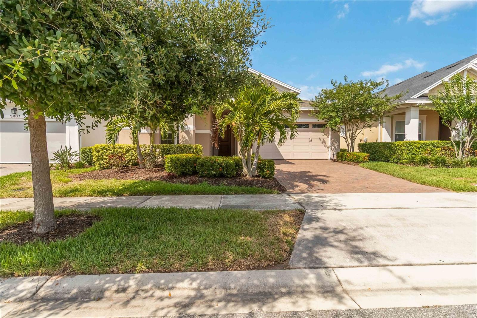 Image 2 of 73 For 5009 Fountainwood Drive