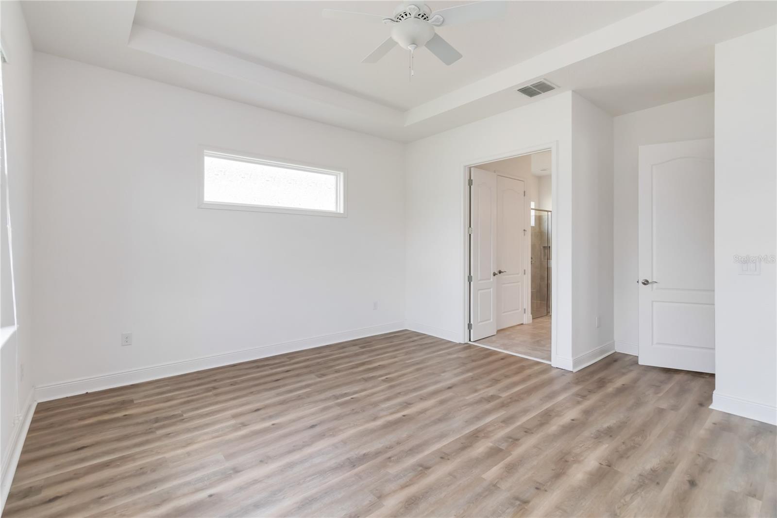 Image 25 of 73 For 5009 Fountainwood Drive