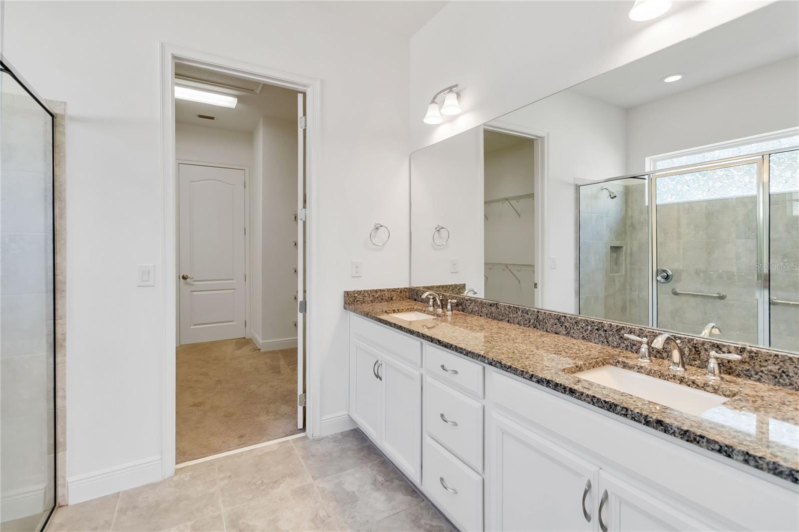 Image 31 of 73 For 5009 Fountainwood Drive