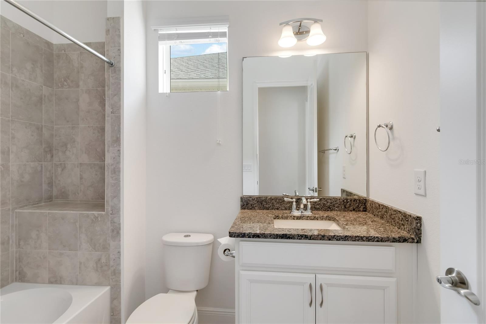 Image 38 of 73 For 5009 Fountainwood Drive