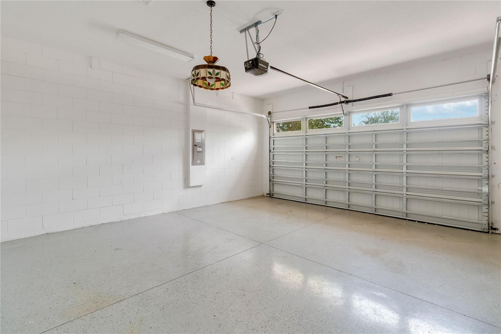 Image 44 of 73 For 5009 Fountainwood Drive