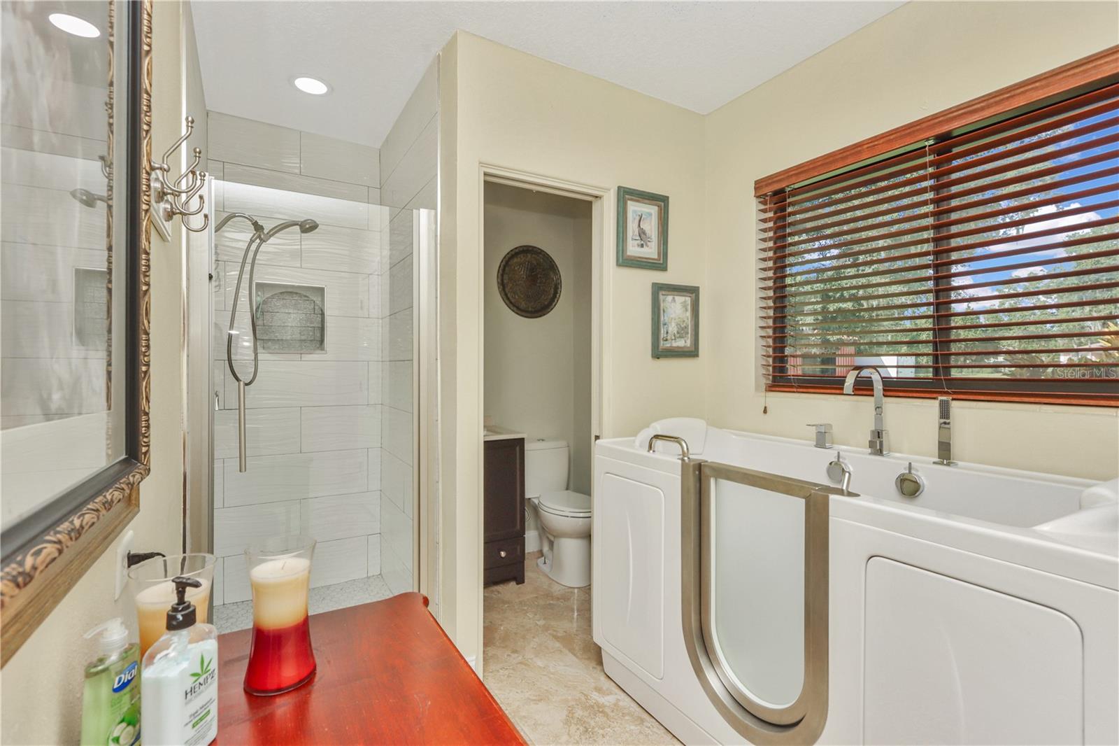 Image 29 of 36 For 955 Mansfield Road
