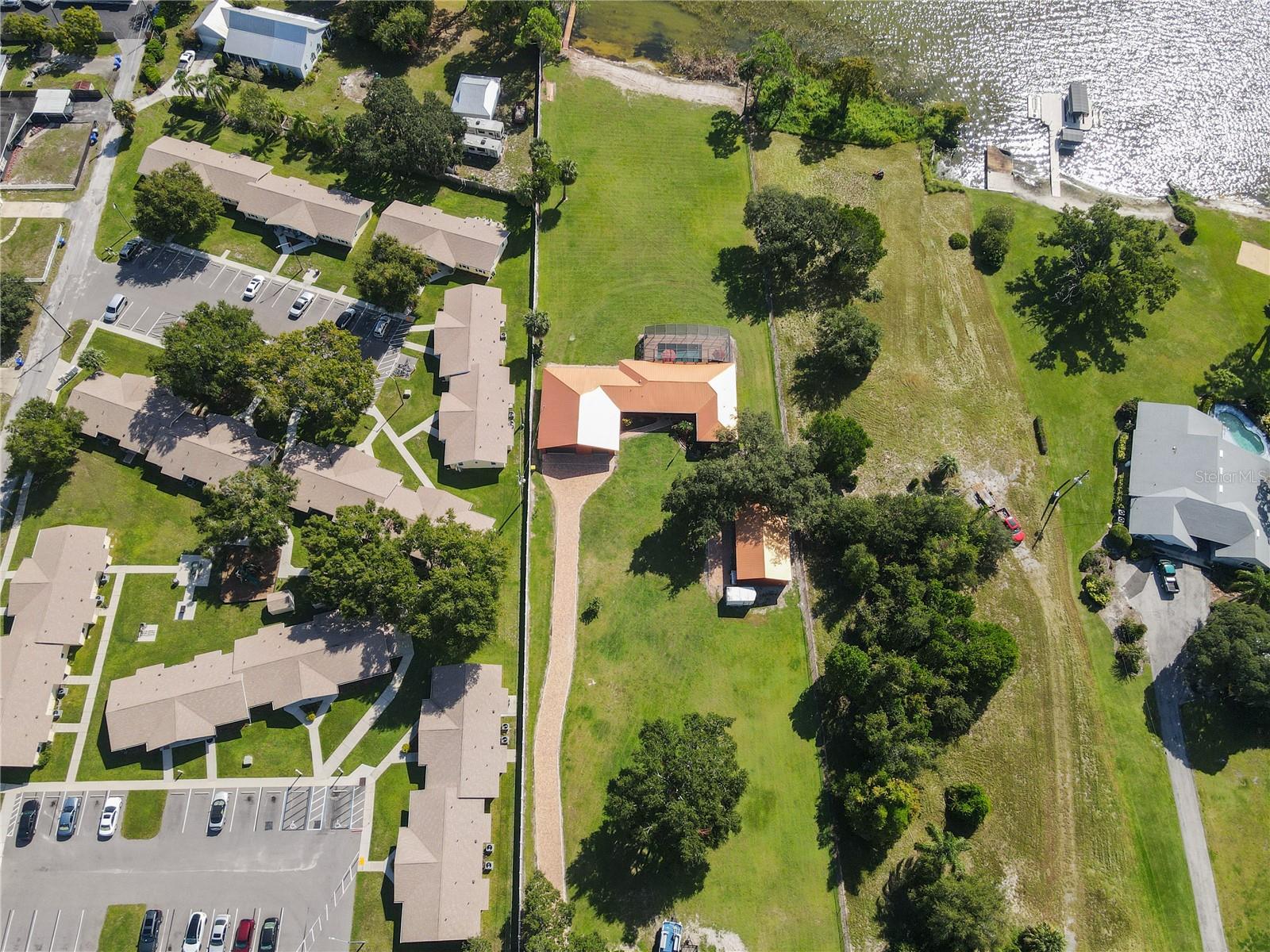 Image 4 of 36 For 955 Mansfield Road