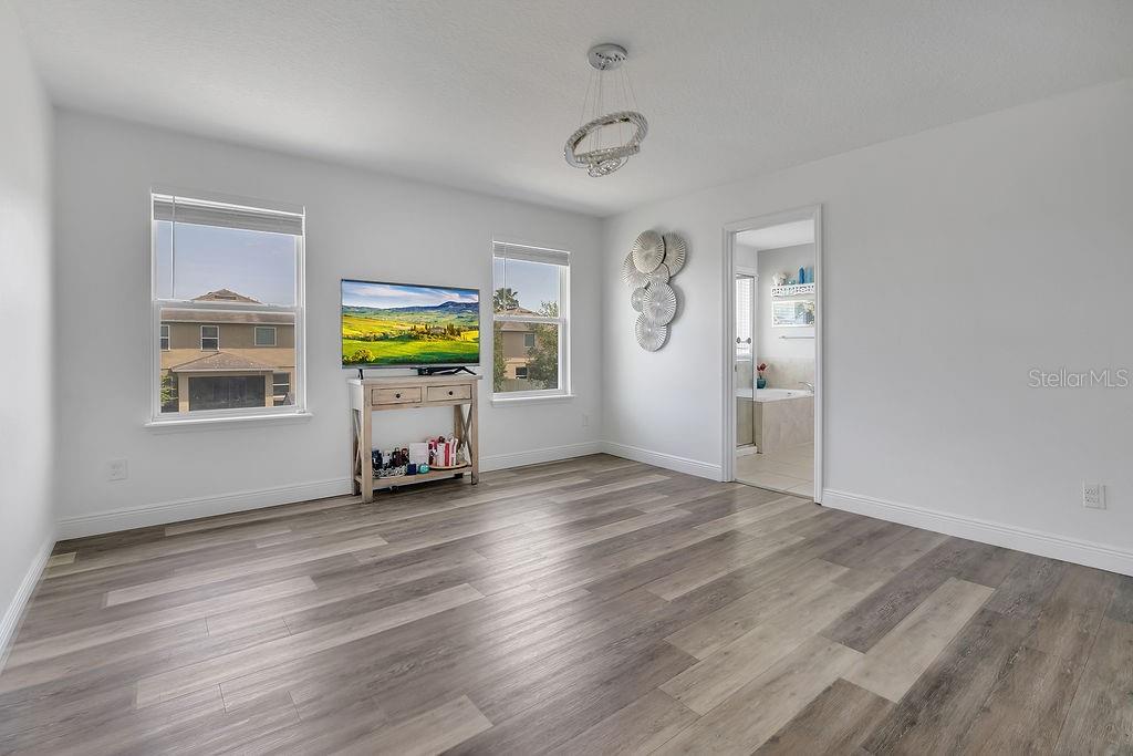 Image 18 of 38 For 3400 Mt Vernon Way