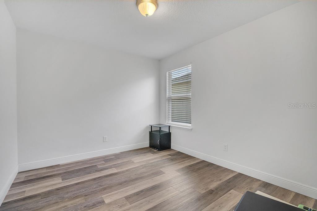 Image 22 of 38 For 3400 Mt Vernon Way