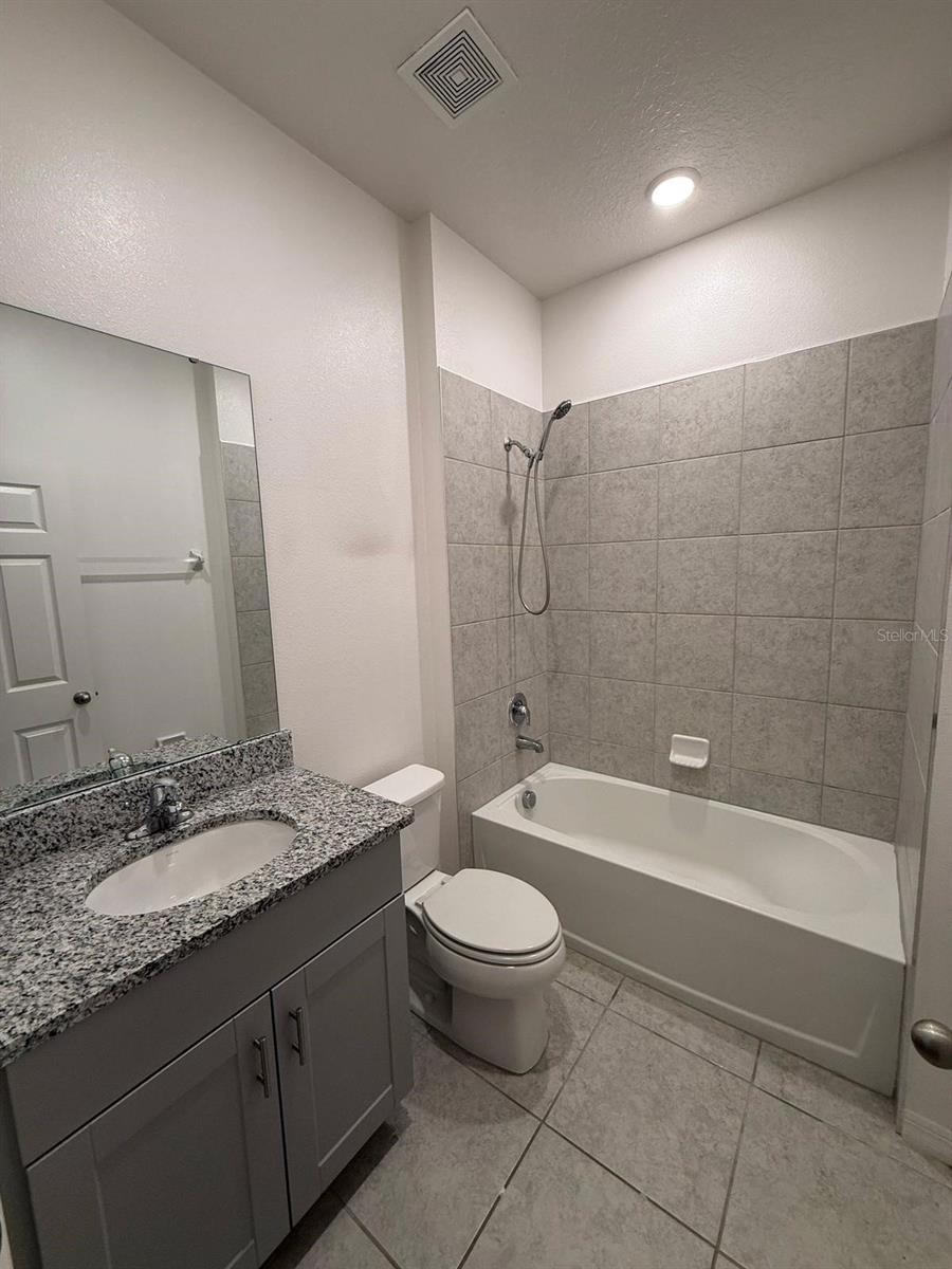 Image 10 of 18 For 776 Richmond Estate Avenue