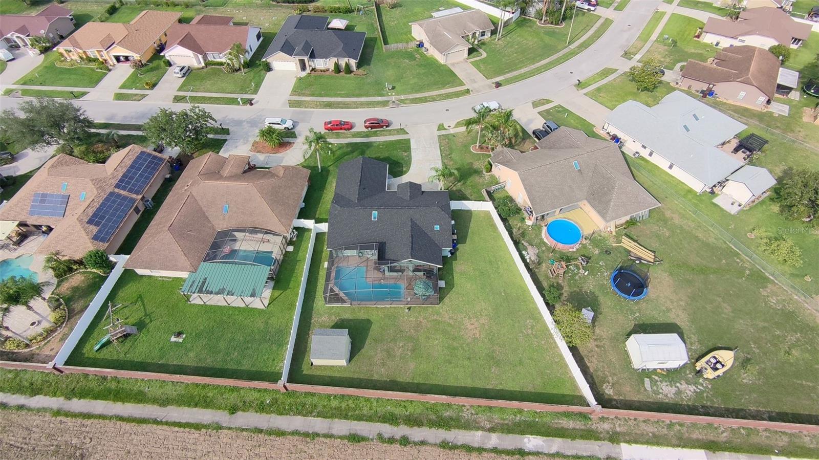 Image 13 of 40 For 2410 Sweetwater Boulevard