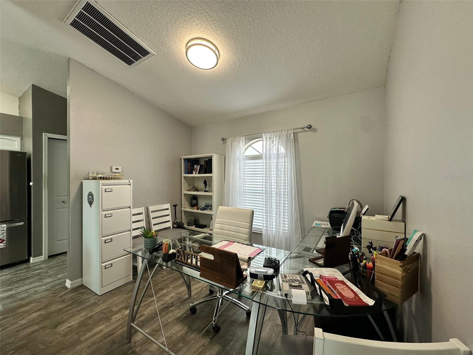 Image 16 of 40 For 2410 Sweetwater Boulevard