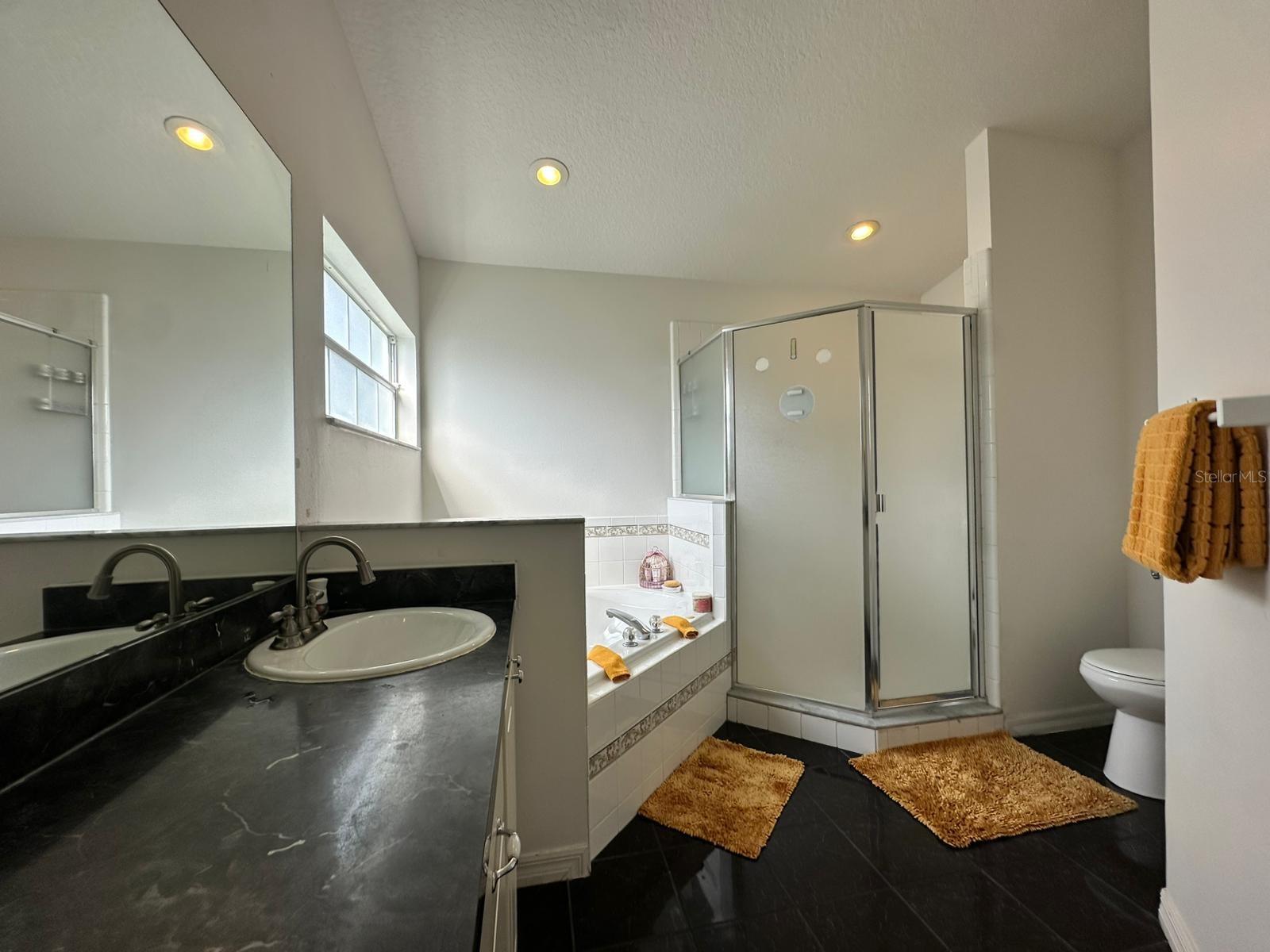 Image 27 of 40 For 2410 Sweetwater Boulevard