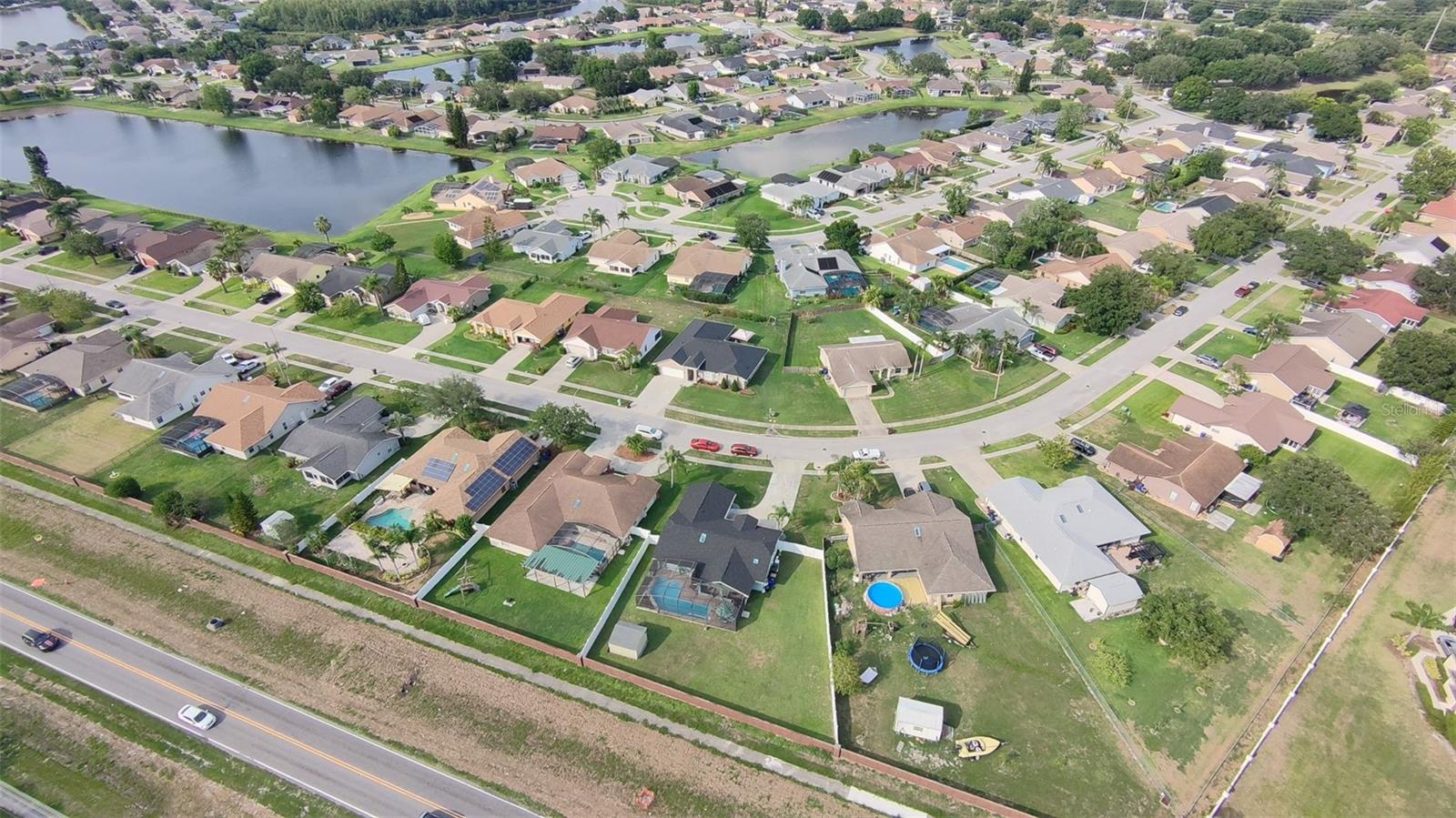 Image 9 of 40 For 2410 Sweetwater Boulevard