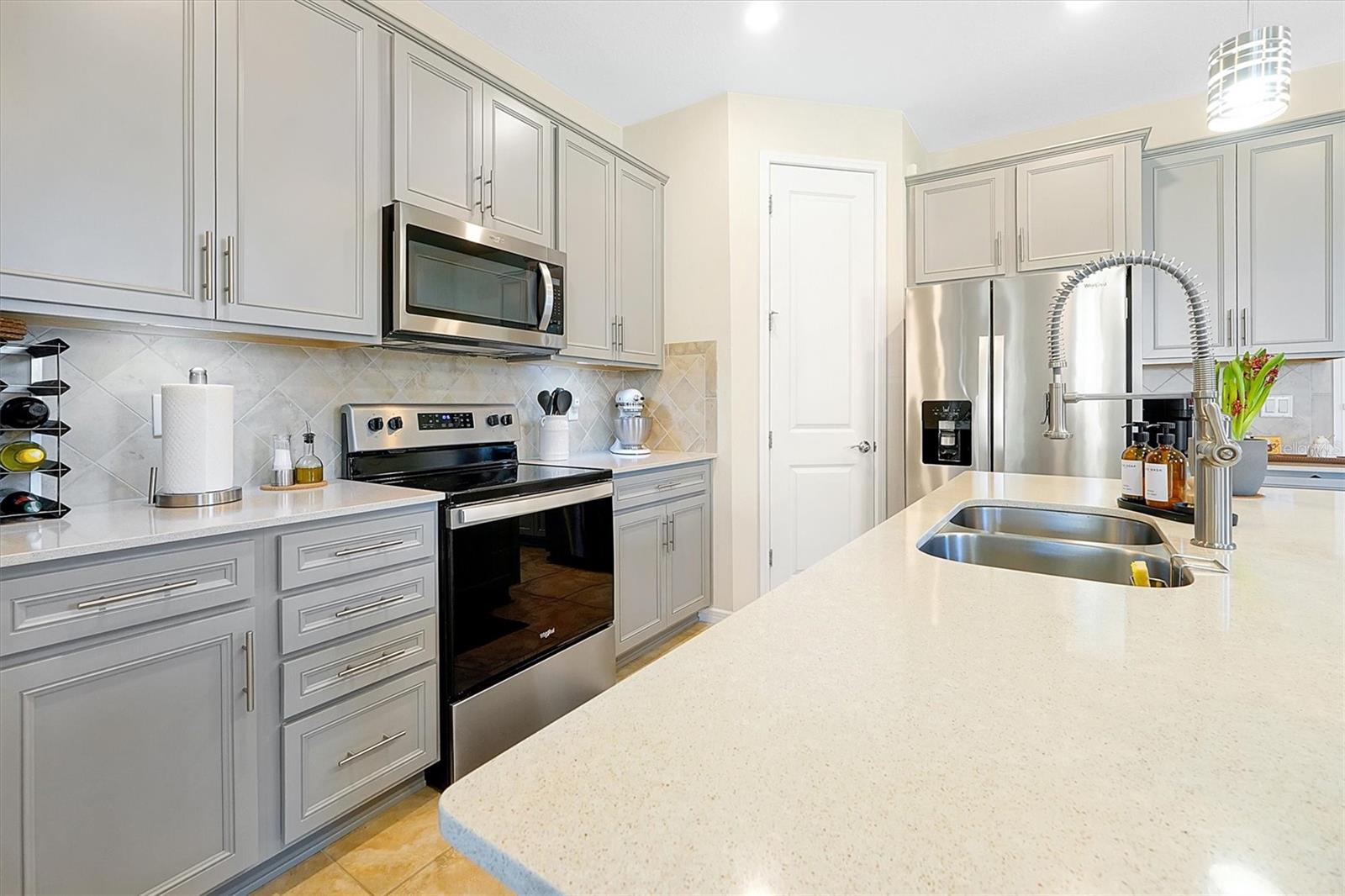 Image 11 of 69 For 14389 Lanikai Beach Drive