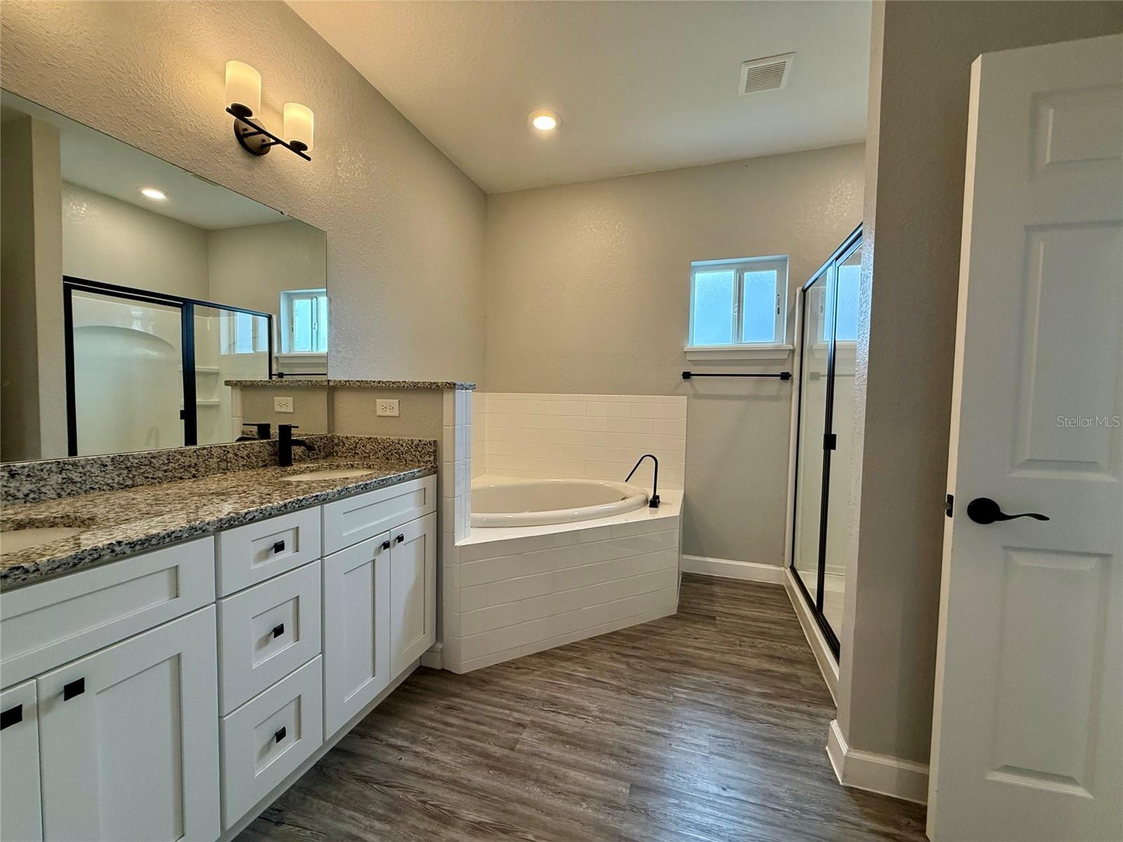 Image 16 of 31 For 2628 Tanoak Terrace