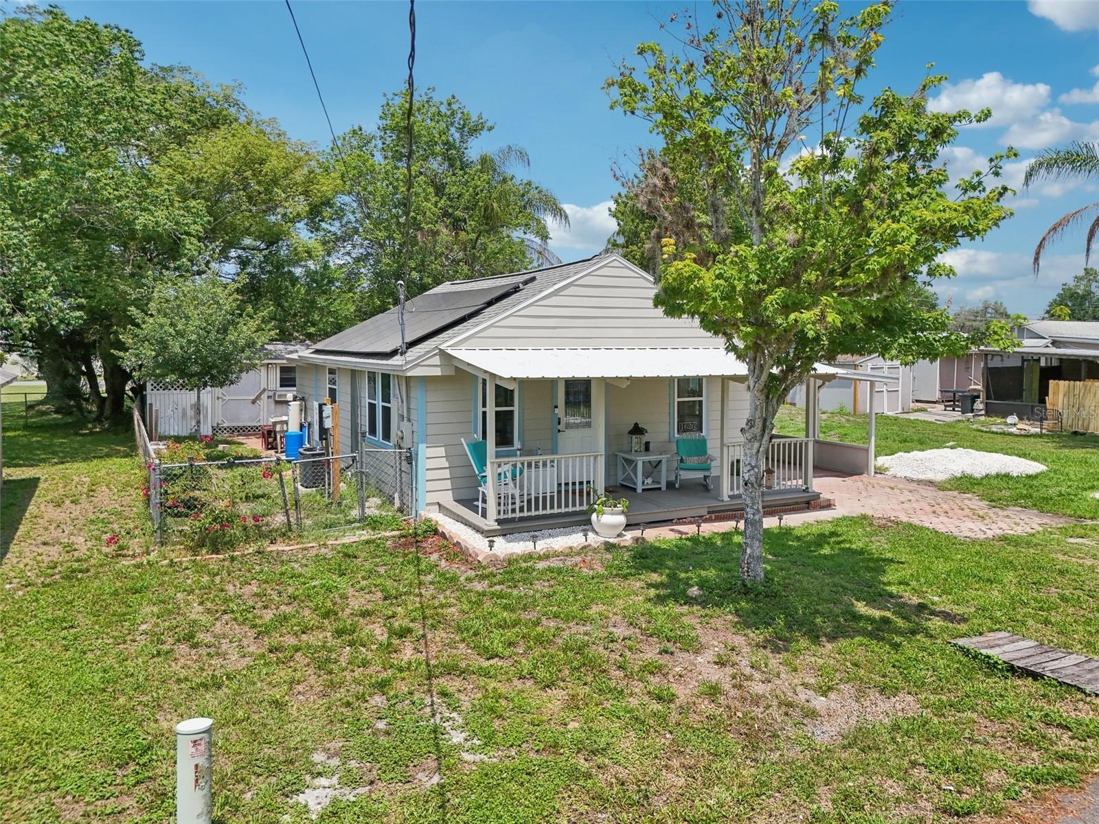 Image 2 of 45 For 1626 Gar Street