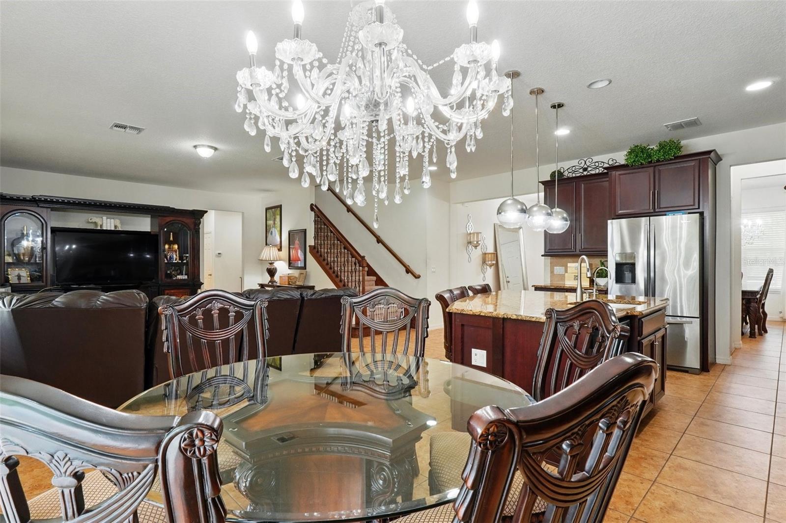 Image 25 of 56 For 3899 Mount Vernon Way
