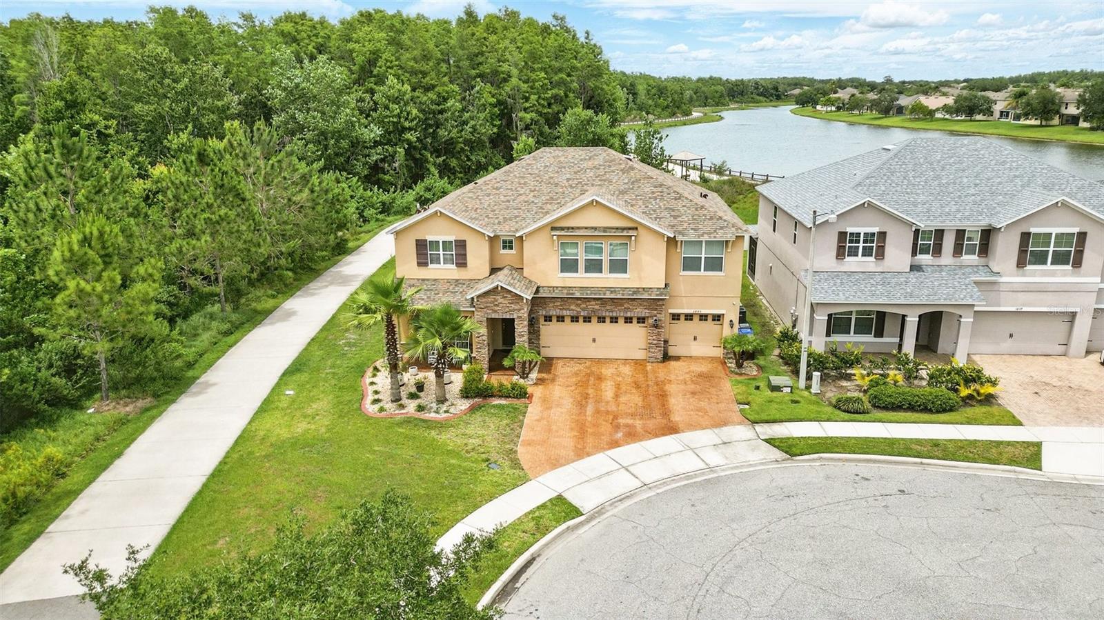 Image 3 of 56 For 3899 Mount Vernon Way