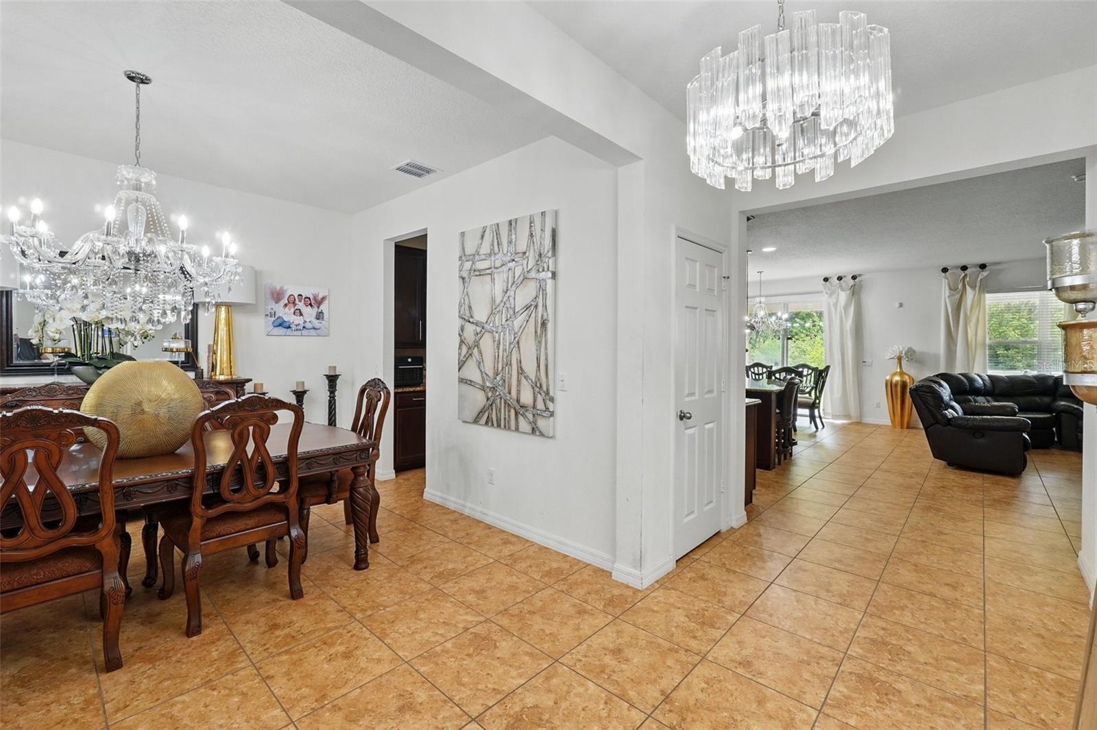 Image 7 of 56 For 3899 Mount Vernon Way