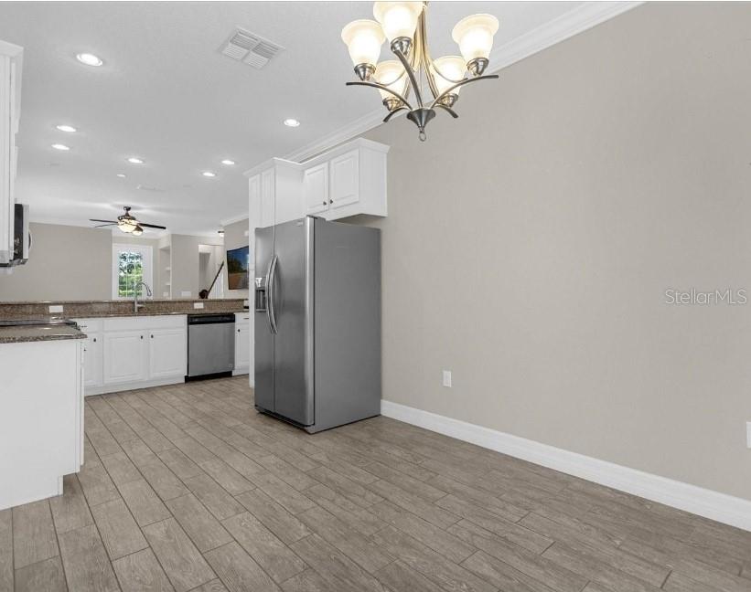Image 11 of 25 For 2621 Amati Drive