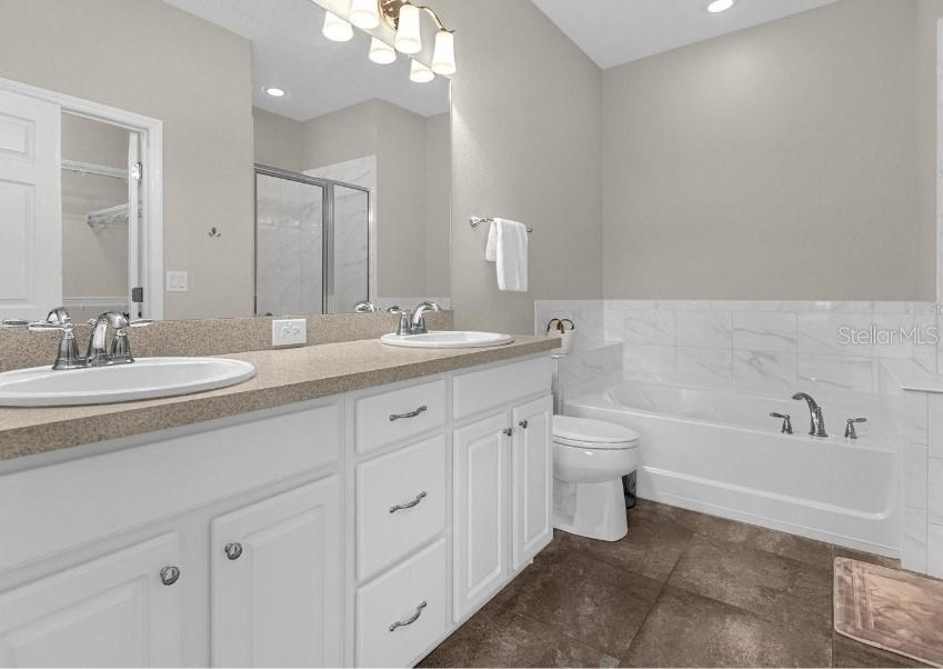 Image 22 of 25 For 2621 Amati Drive