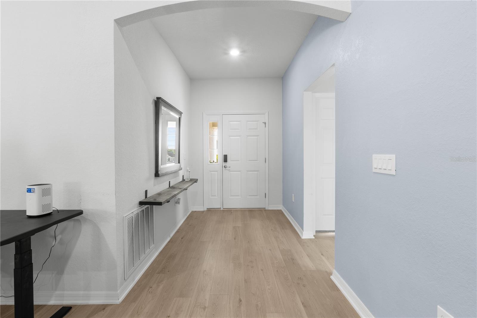 Image 3 of 15 For 1524 Fleur Drive