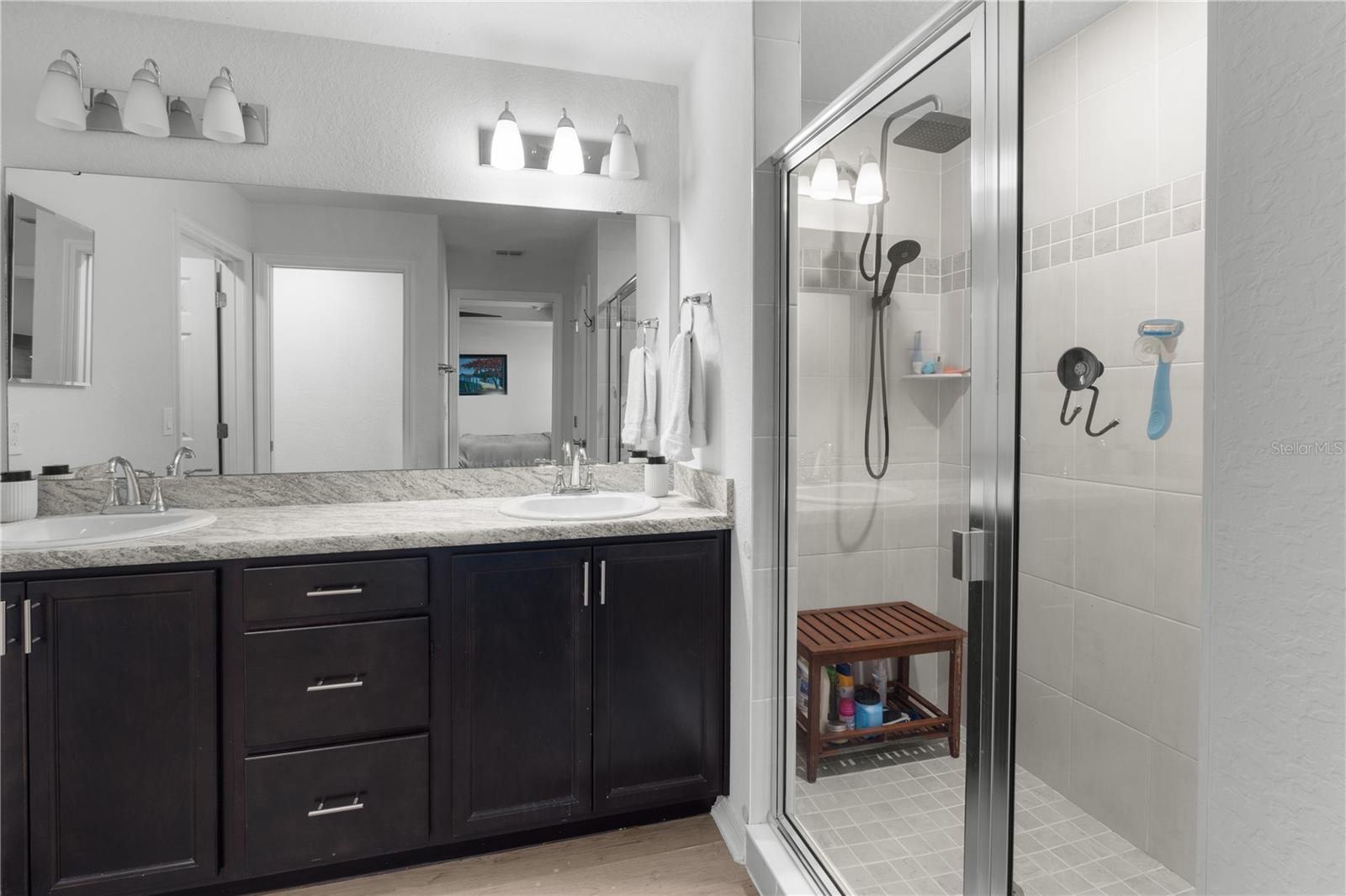 Image 6 of 15 For 1524 Fleur Drive