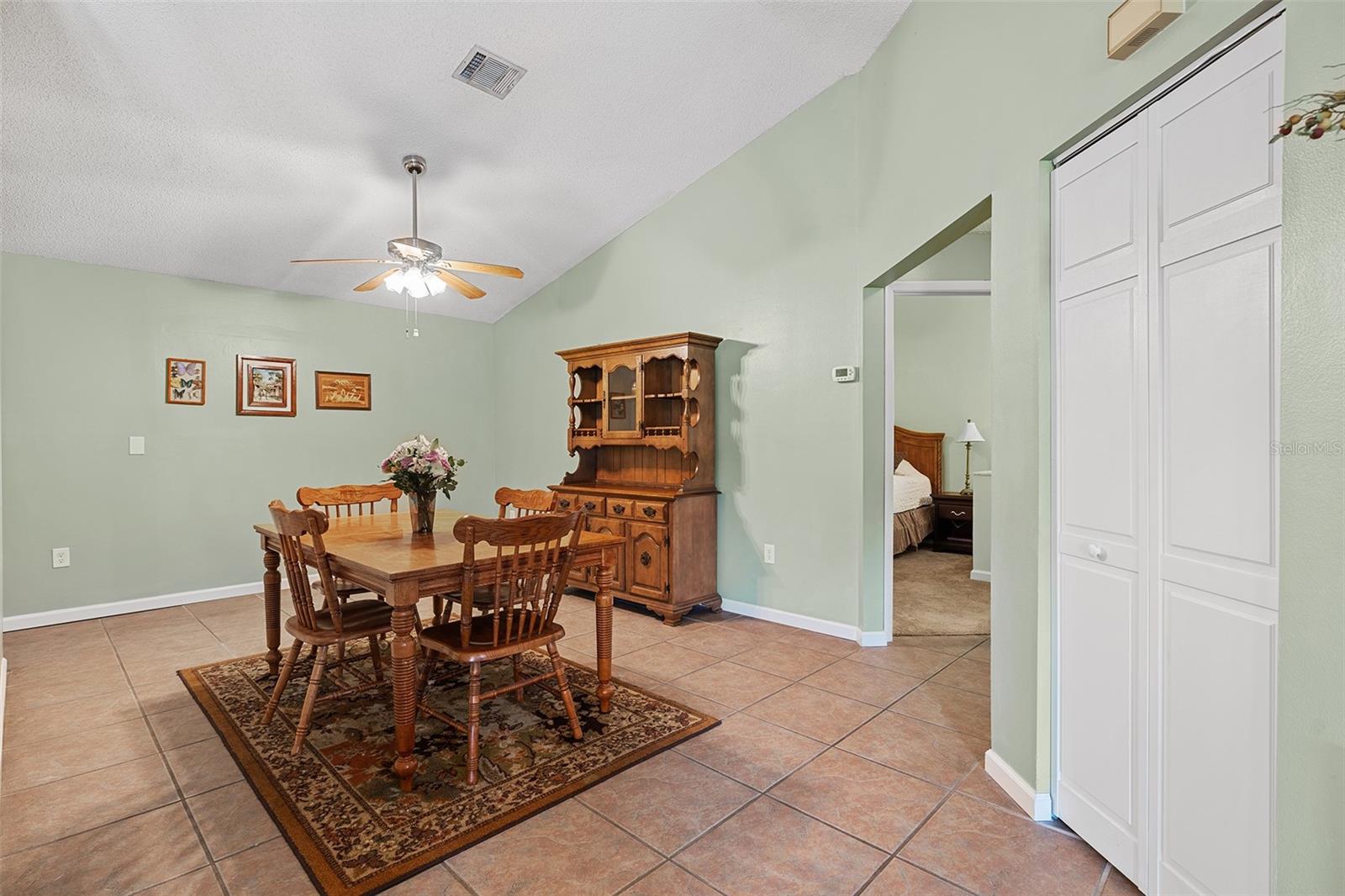Image 11 of 65 For 621 Rebecca Drive
