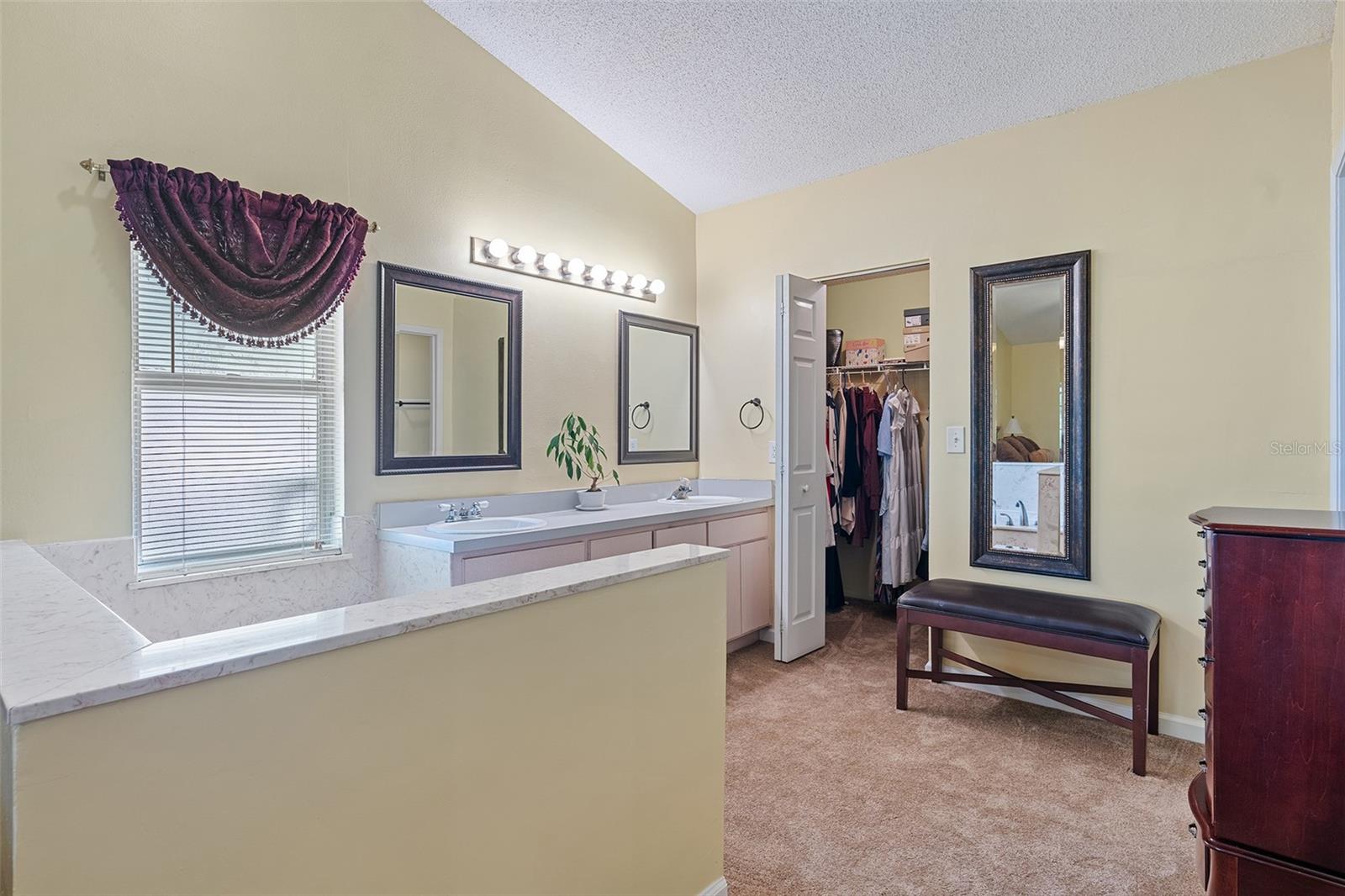 Image 14 of 65 For 621 Rebecca Drive