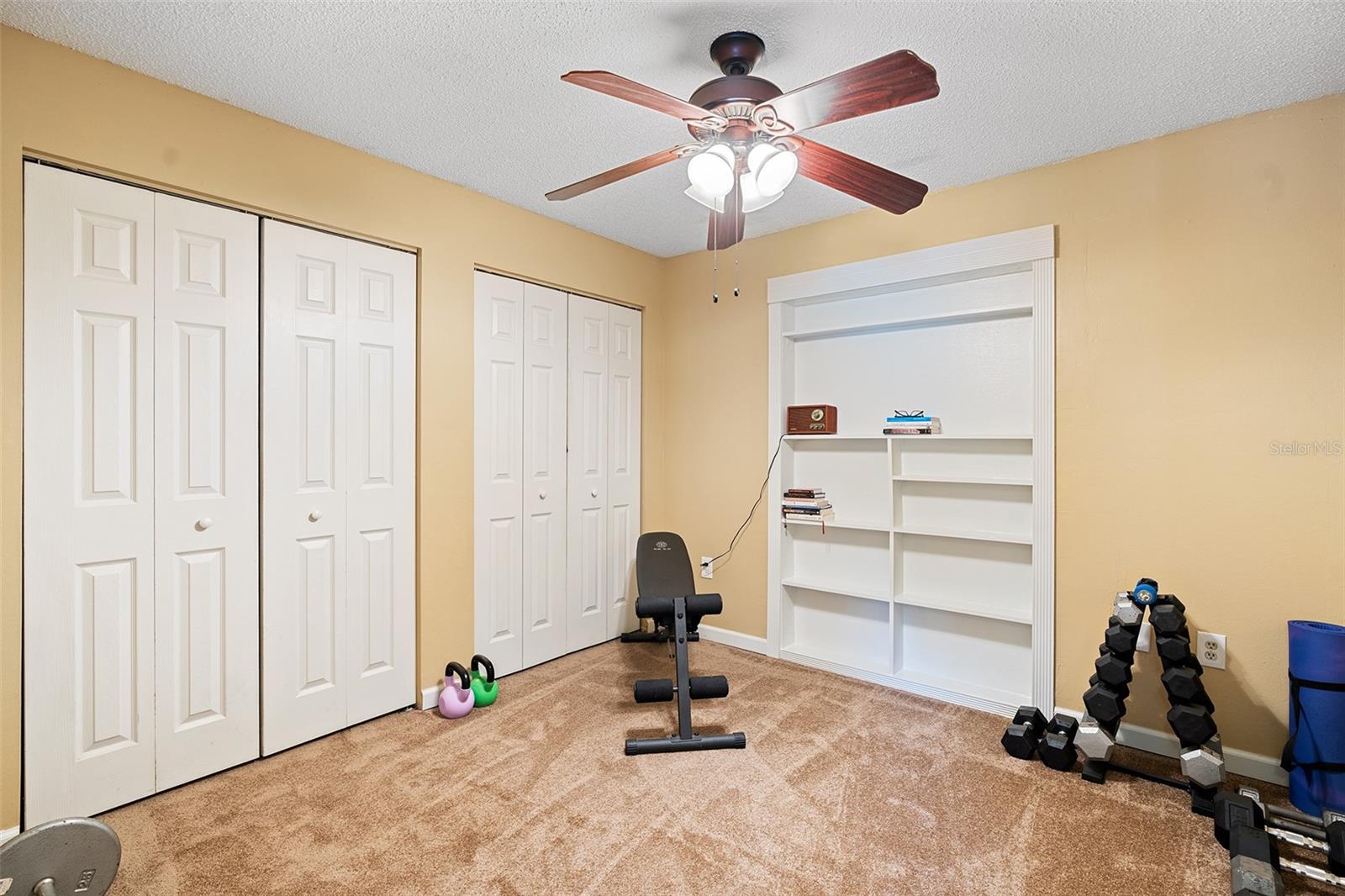 Image 19 of 65 For 621 Rebecca Drive