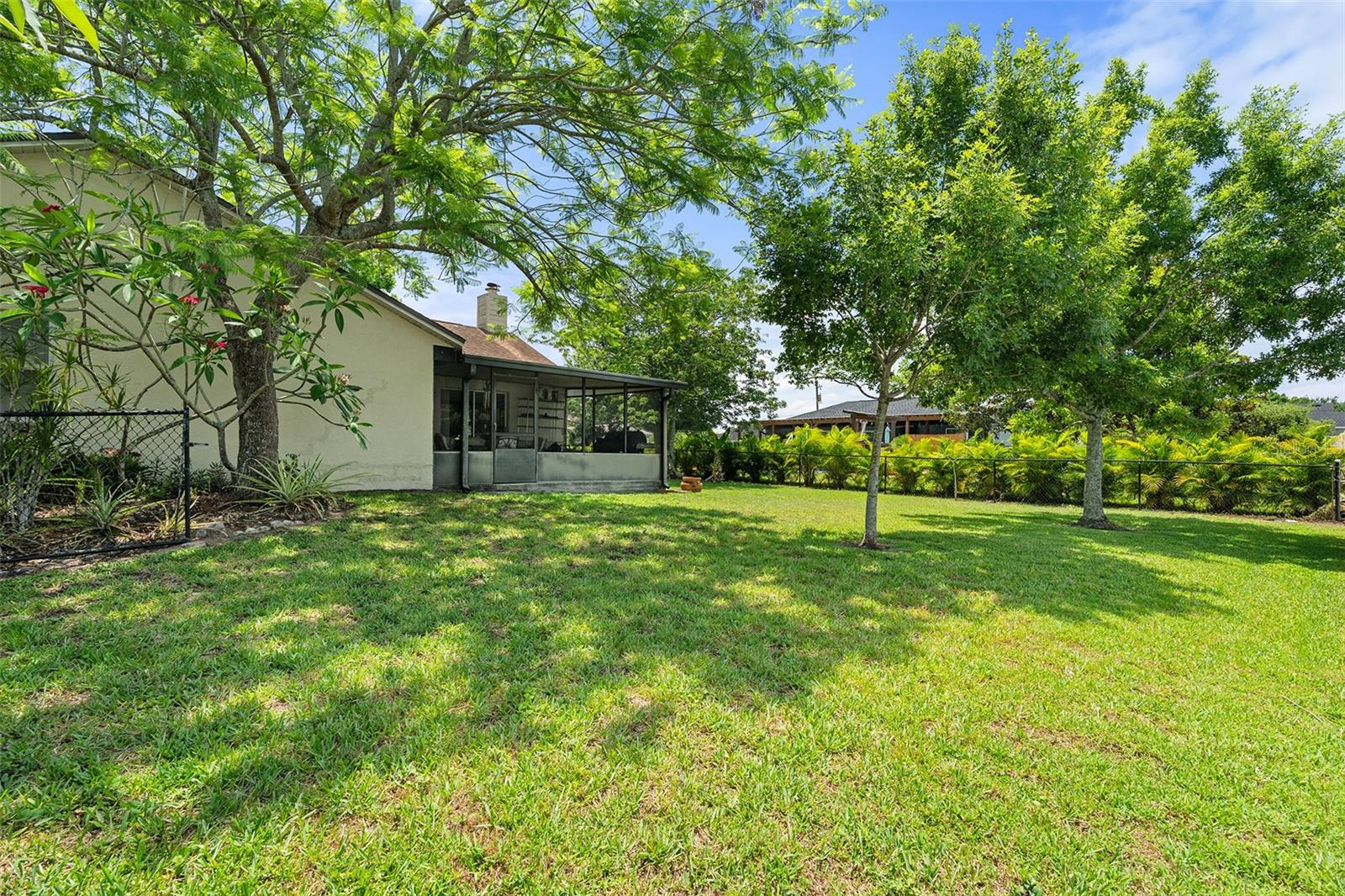 Image 29 of 65 For 621 Rebecca Drive