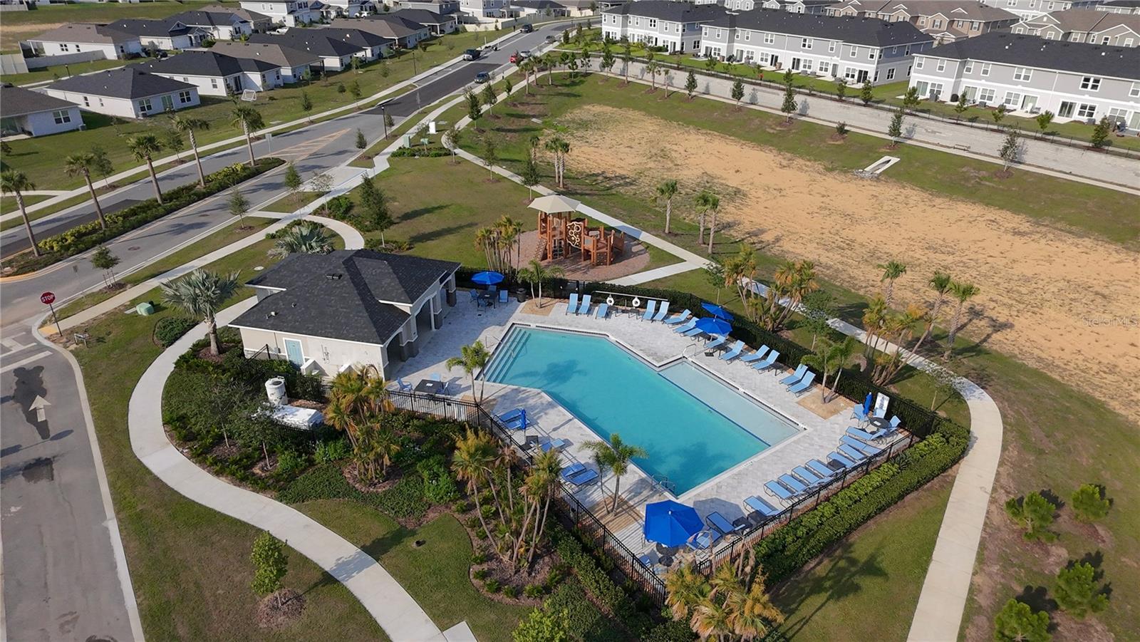 Image 45 of 46 For 895 Overpool Avenue