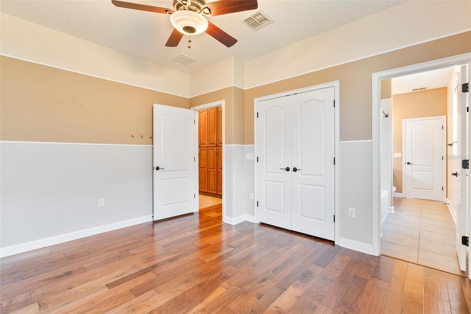 Image 23 of 35 For 12649 Dallington Terrace