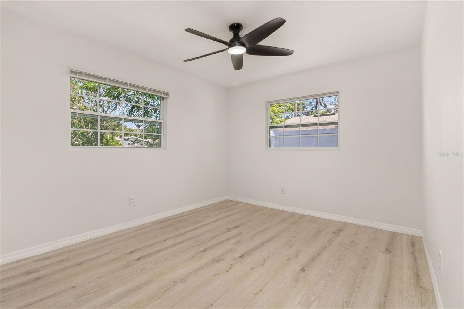 Image 11 of 24 For 1842 Puritan Avenue