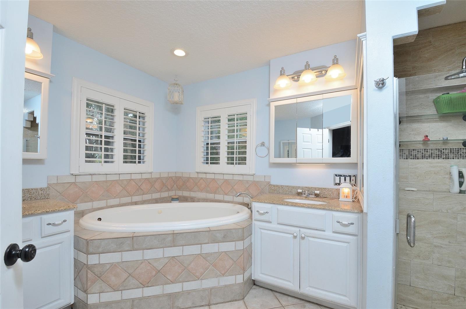Image 31 of 50 For 822 Breen Road