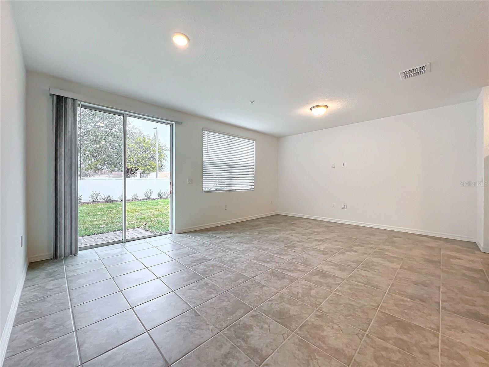 Image 11 of 30 For 2113 Crape Jasmine Lane