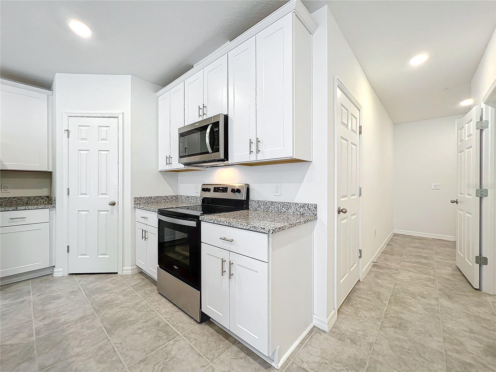 Image 4 of 30 For 2113 Crape Jasmine Lane